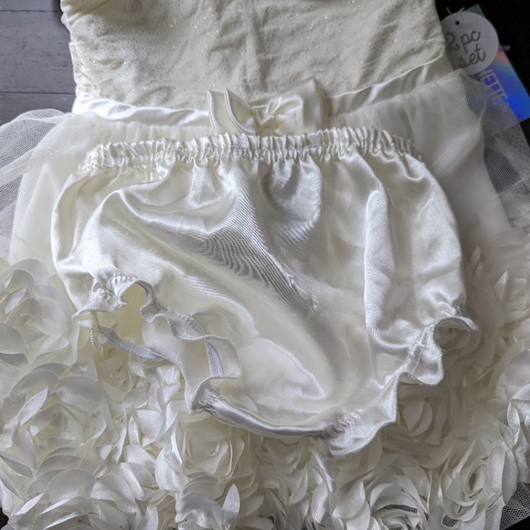 Infant Girl Party Dress - Picture 13 of 13